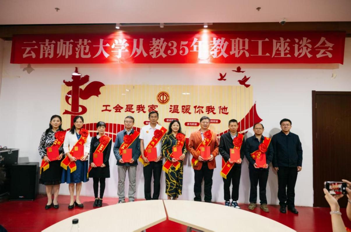 6d92e02ba5e038d366cef4e4f5cde8a7