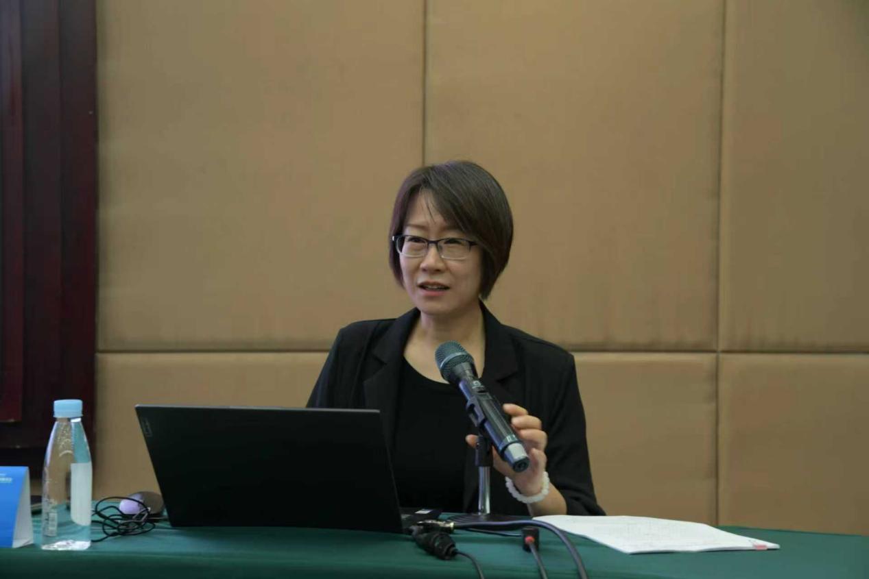 237c246fe5b7d088c522431a1c0f420a